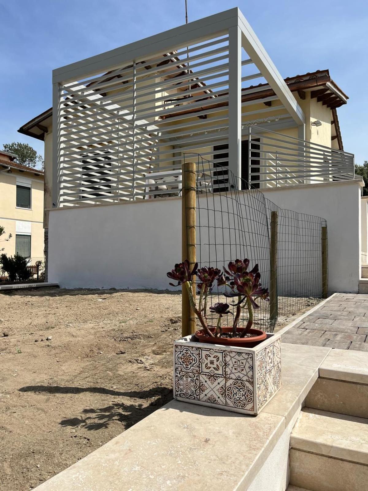 Appartamento In Villa A Tirrenia, Eleganza E Comfort A Pochi Passi Dal Mare Pisa Luaran gambar